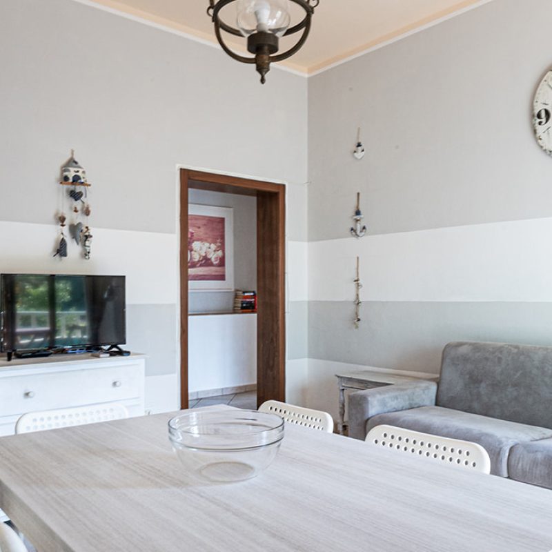 soggiorno-appartamento-stella-marina